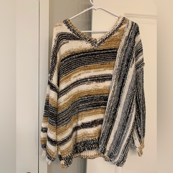 POL Abstract Stripe V-Neck Pullover Sweater NWOT 🌴 - Picture 2 of 11